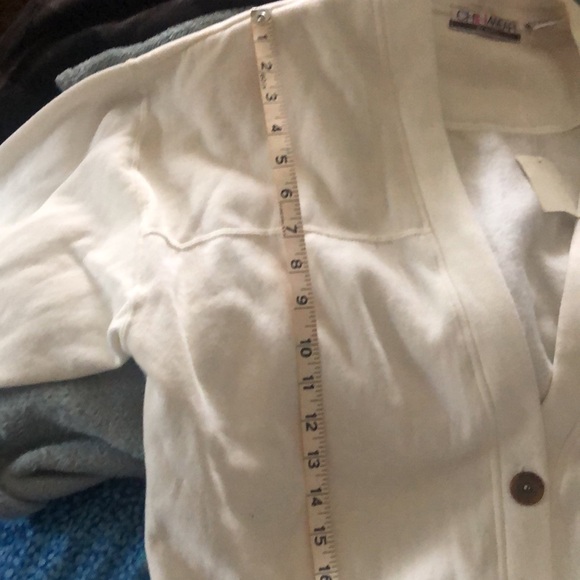 Cream colored fleece cardigan with pockets new with pockets - Picture 7 of 11